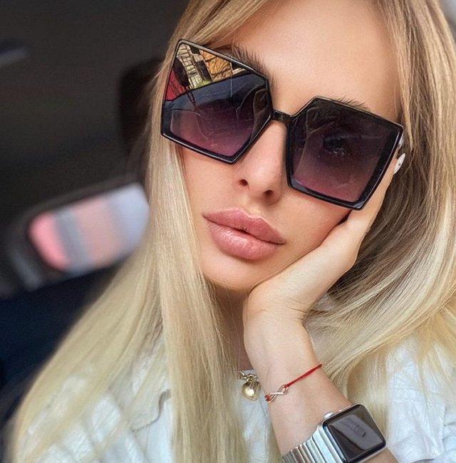 Юлия Жукова: Откуда вы это берёте? Юлия Жукова: Откуда вы это берёте?