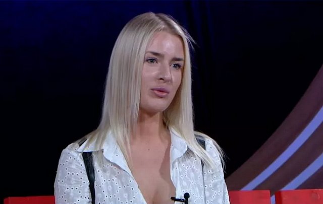 Кристина Лясковец устала терпеть троллинг Адеева