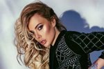 Юлия Жукова: Я без телефона даже не иду в душ!