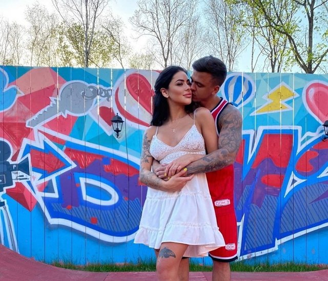 Виталий Соколов: Мы подходим друг другу? Виталий Соколов: Мы подходим друг другу?