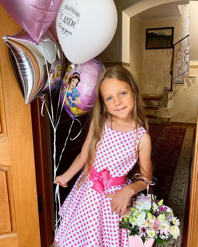 Мария Круглыхина: Лизоньке 8 лет! Мария Круглыхина: Лизоньке 8 лет!