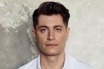 Давид Манукян ложится на операцию