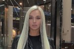 Анастасия Стецевят хвастается новой грудью