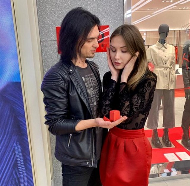Екатерина Богданова снова невеста