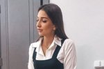 Яна Захарова знает, как быть женственной