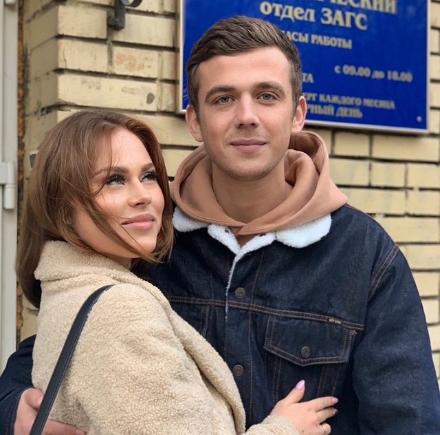 Горина начала жалеть, что согласилась на брак с Артуром