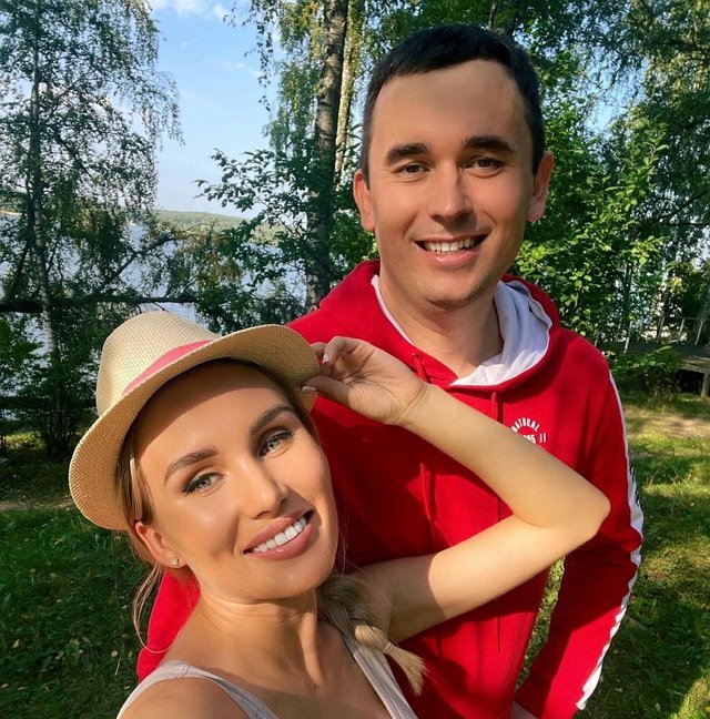 Розалия Райсон случайно забыла о подарке мужа