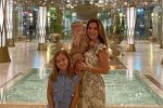 Мама Александры Гозиас отказалась посидеть с детьми