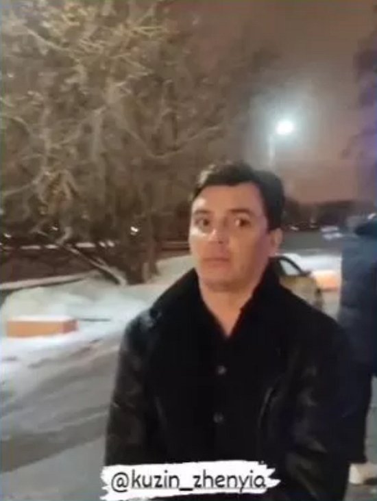 Александра Артемова заставляет экс-супруга работать