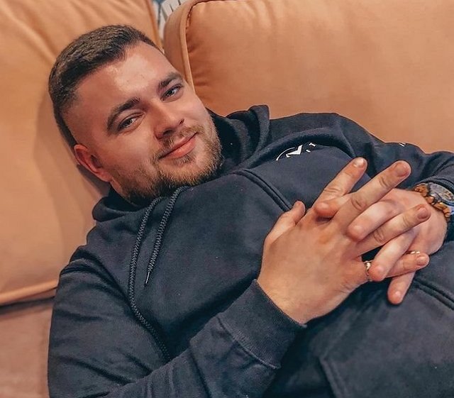 Новенький участник Александр Шейпак
