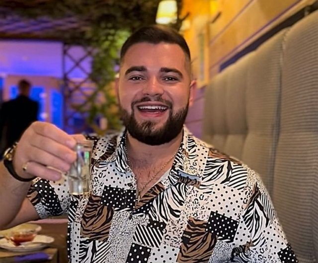 Новенький участник Александр Шейпак