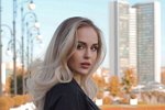 Сергей Захарьяш спаивает Милену Безбородову?