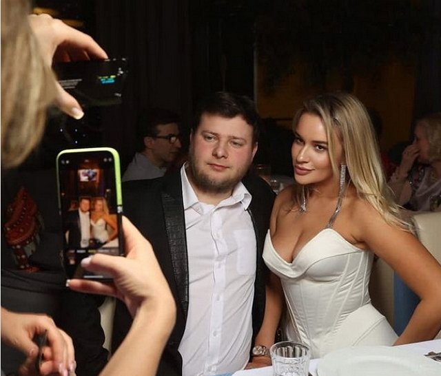 Свежие фото бывших участников (11.03.2022)