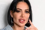 Юлия Белая еще не забыла Ромашова и просит его написать ей песню