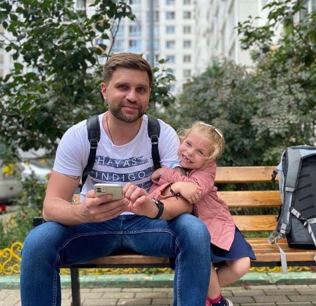 Новенький участник Сергей Гусаров