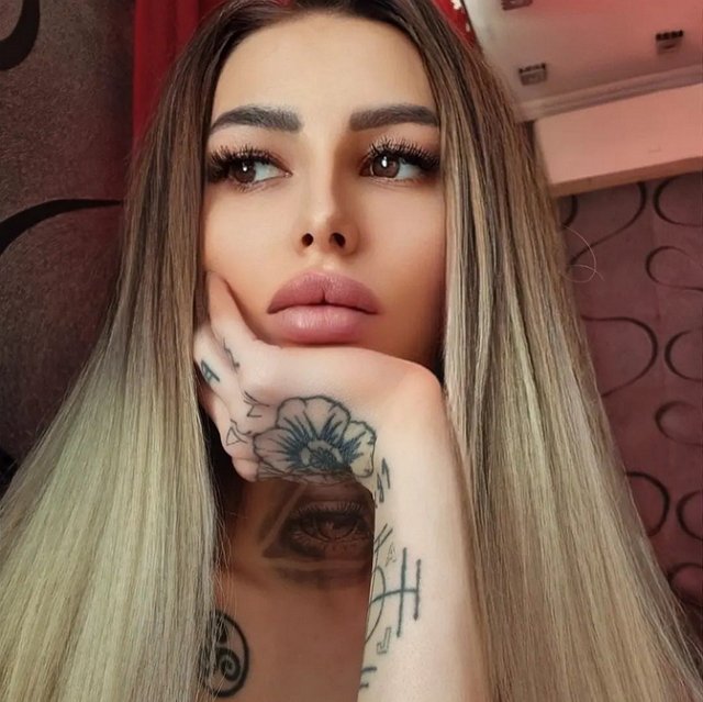 Клавдия Безверхова: Когда я спрашивала ваше мнение о том, что мне делать? Клавдия Безверхова: Когда я спрашивала ваше мнение о том, что мне делать?