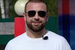 Алексей Адеев нашёл способ задержаться в периметре Дома-2
