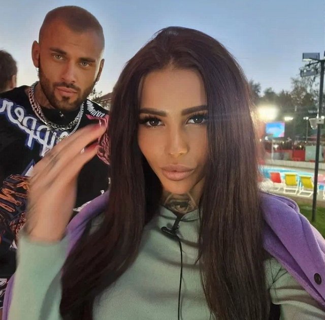 Артем Грант провел ночь с девушкой Алексея Адеева