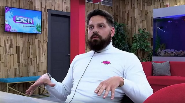 Влад Дубровский опять устроил пьяный дебош