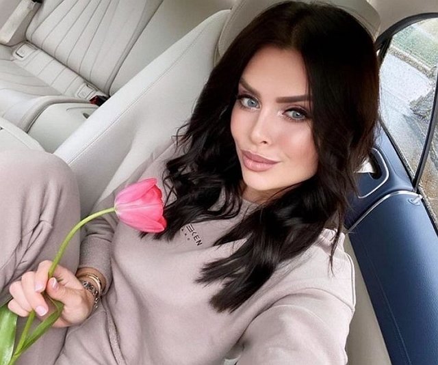 Романец понадобилась маммопластика из-за проблем с весом
