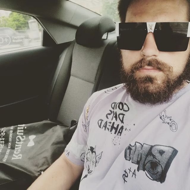 Влад Дубровский не даёт прохода Анне Гейн