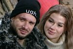 Ромашовы ищут способы сбежать за границу?