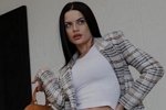 Селена Майер: Продолжаю заниматься делами...