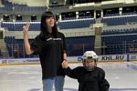 Нелли Ермолаева отдала сына в хоккей