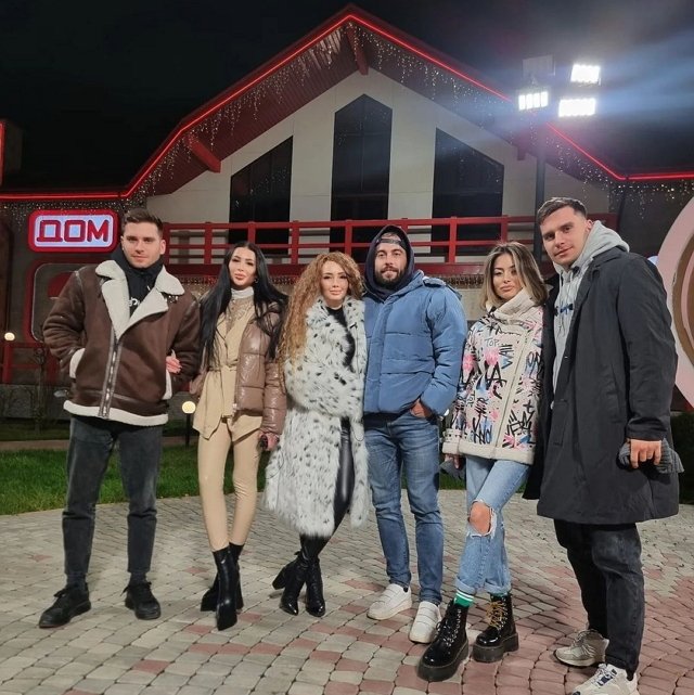 Свежие фото участников (3.11.2022)