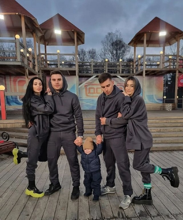 Свежие фото участников (6.11.2022)
