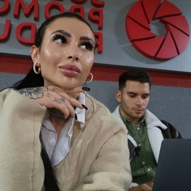 Яне Захаровой не удалось вывести на чистую воду Евгения Прохоренко