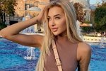 Стецевят была вынуждена раздеться в проекте Карины Кросс