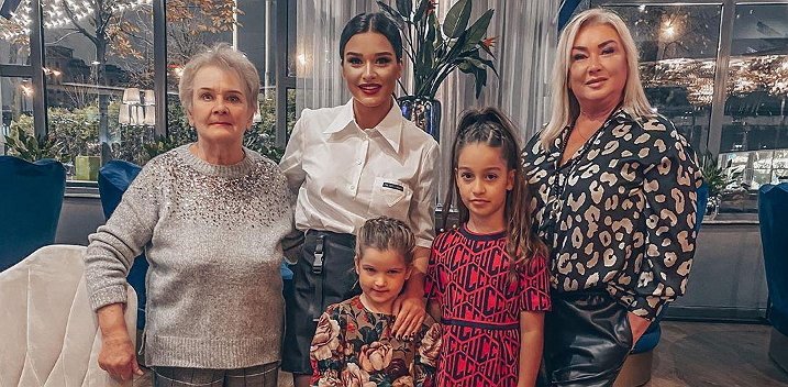 Ксения Бородина: Мама навещает бабушку каждый день