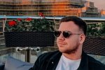 С кем Валерий Блюменкранц прилетел в Дубай?