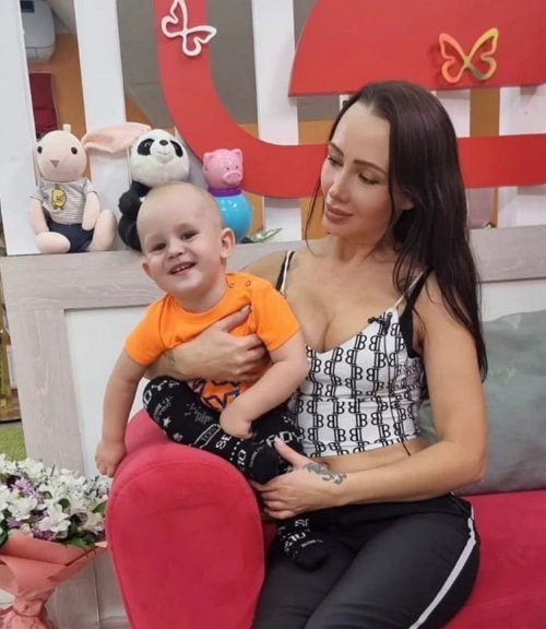 Наталья Безверхова: Он вышел на улицу на подоконник