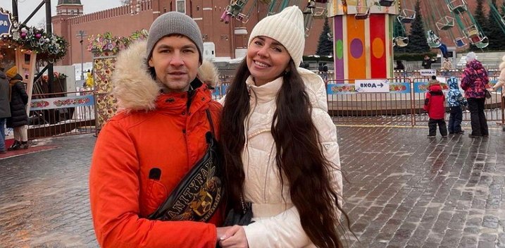 Ольга Рапунцель посетовала, что муж живёт в их квартире, пока она с детьми ночует в отеле
