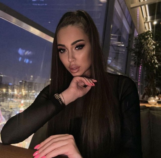 Алёна Савкина: Человек должен быть счастлив! Алёна Савкина: Человек должен быть счастлив!