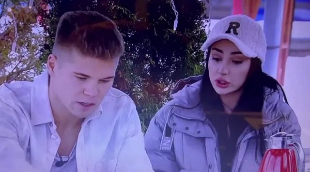 Олещук и Баженов оплакали свой недолгий роман