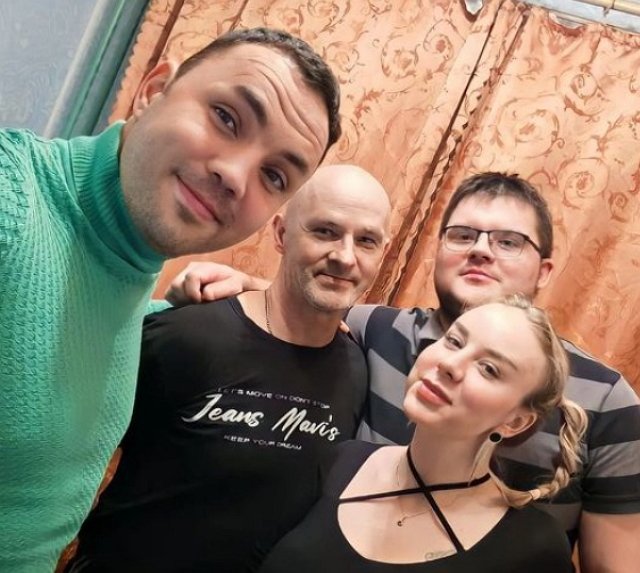 Александр Гобозов: Папа просто мировой, а брат прям скала Александр Гобозов: Папа просто мировой, а брат прям скала