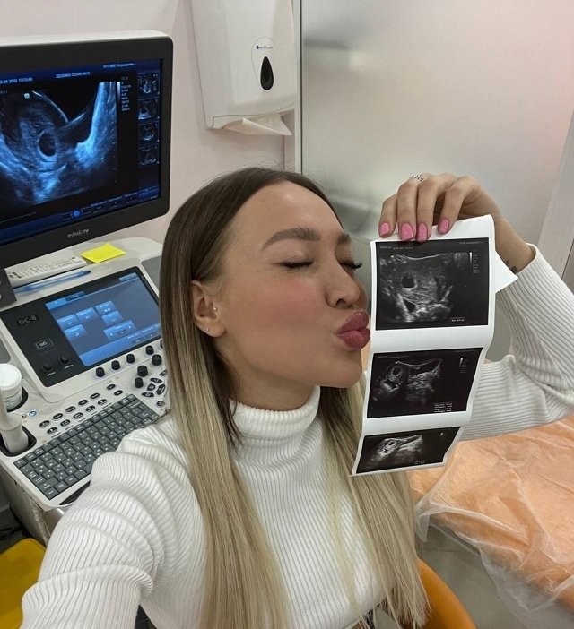 Елизавета Полыгалова: Моё первое селфи с малышом Елизавета Полыгалова: Моё первое селфи с малышом
