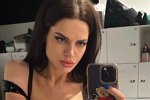 Селена Майер: Прошла неделя, как я работаю