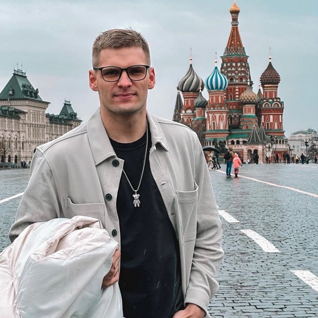 Свежие фото участников (5.04.2023)