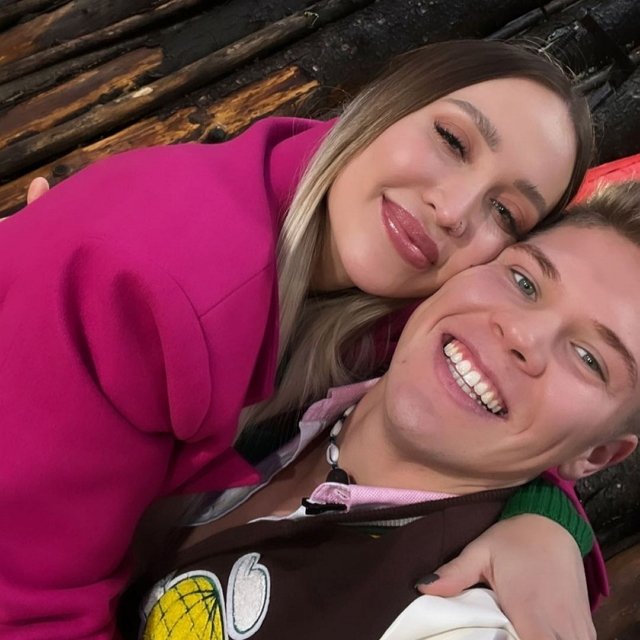 Свежие фото участников (5.04.2023)