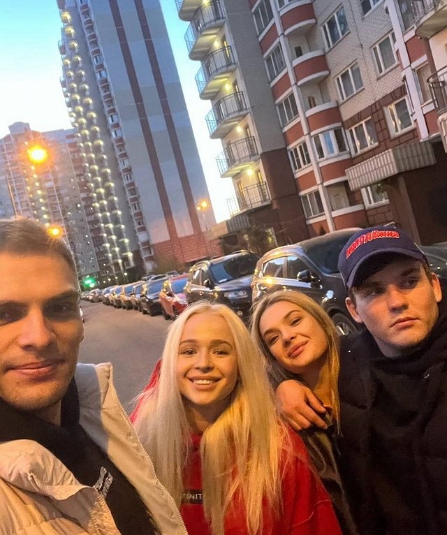Свежие фото бывших участников (27.04.2023)