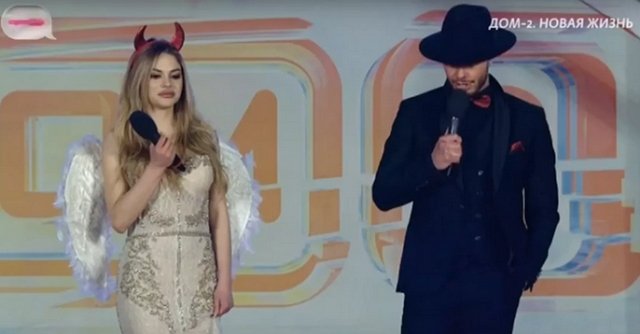 Элина Рахимова оскорбила Хорошева, оплатив его стриптиз
