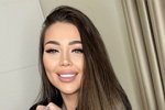 Алёна Савкина заинтриговала фанатов фото из свадебного салона