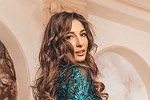 Яна Захарова: Про венчание ещё рано говорить