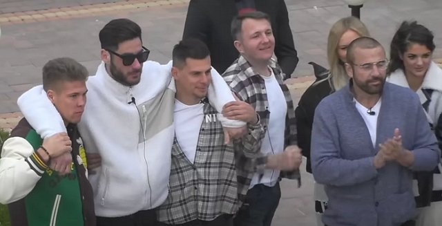 Возвращение Яббарова и Дмитренко распугало всех новичков