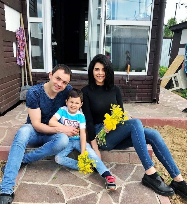 Алиана Устиненко: Думала подавать на алименты