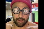Алексей Адеев: Ему прилетела в спину кружка